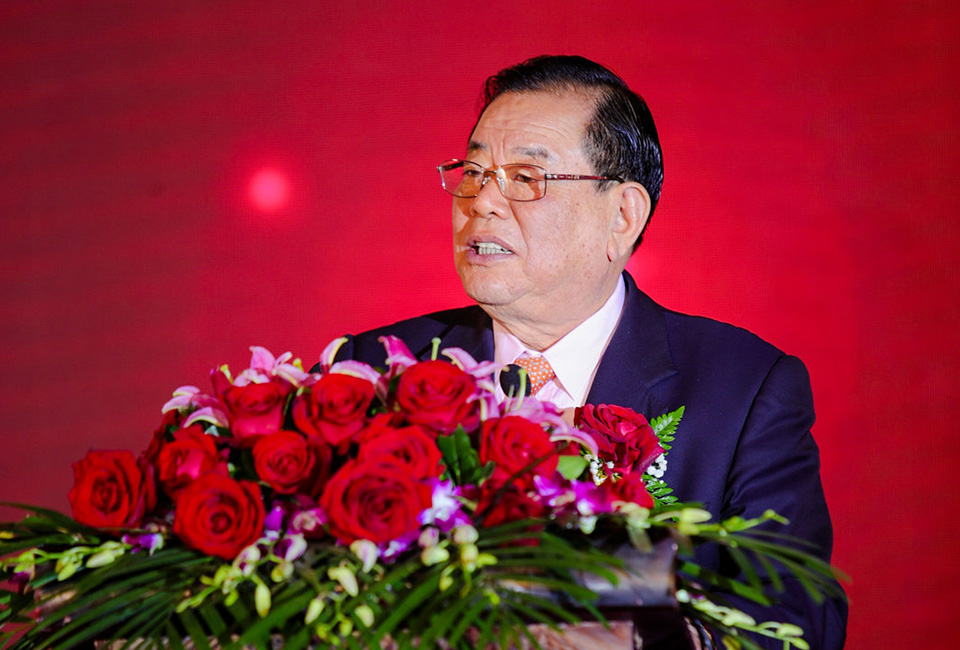 德業(yè)人將用心堅(jiān)守使命,<br>為實(shí)現(xiàn)夢(mèng)想不懼櫛風(fēng)沐雨、砥礪前行。